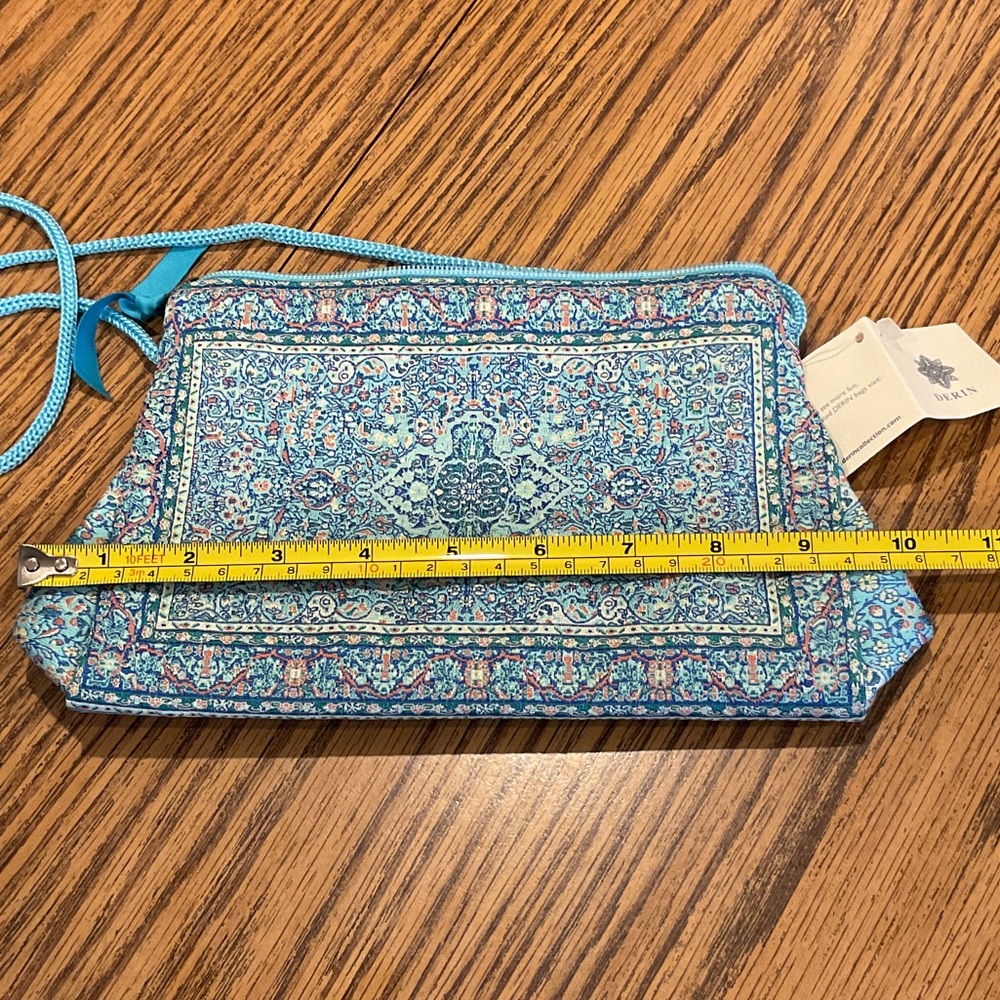 NWT beautiful pouch/bag